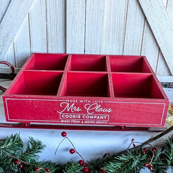 Bullseye Playground Wooden Tiered Tray Crate Cubby Mrs Claus Cookie Co - Picture 1 of 5